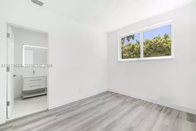 340 NE 125th, North Miami, FL 33161 - Photo 26