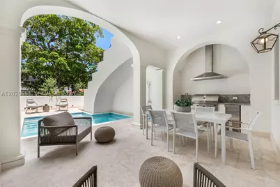 550 Malaga #Villa 1, Coral Gables, FL 33134 - Photo 18