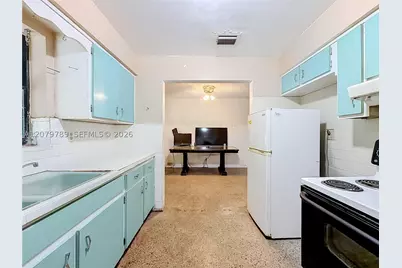 5661 Allen, Hollywood, FL 33021 - Photo 30
