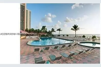 19201 Collins #748, Sunny Isles Beach, FL 33160 - Photo 4
