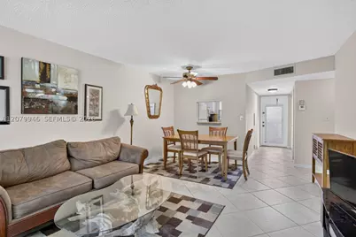 9261 Sunrise Lakes #203, Sunrise, FL 33322 - Photo 12