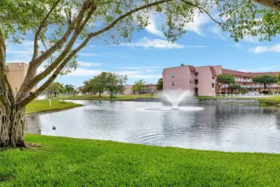 9261 Sunrise Lakes #203, Sunrise, FL 33322 - Photo 38