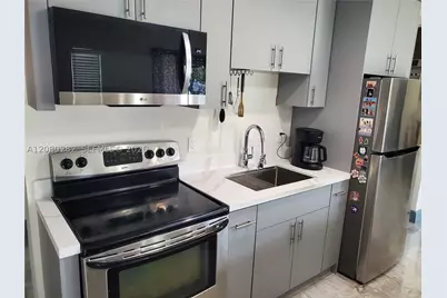 16630 SW 102nd, Miami, FL 33157 - Photo 12