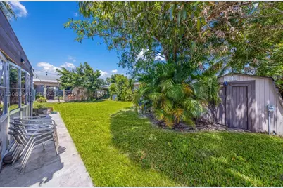 2326 Harding, Hollywood, FL 33020 - Photo 12