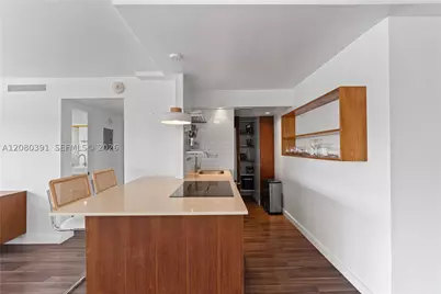 1881 Washington #4G, Miami Beach, FL 33139 - Photo 18