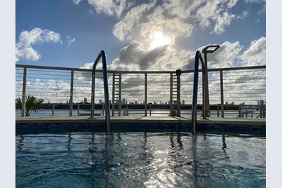 800 West #342, Miami Beach, FL 33139 - Photo 24