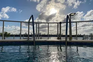 800 W, Miami Beach, FL 33139 - Photo 24