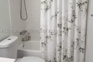 10090 NW 80th, Hialeah Gardens, FL 33016 - Photo 8