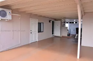 991 E 47th, Hialeah, FL 33013 - Photo 10