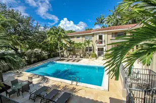 125 Edgewater, Coral Gables, FL 33133 - Photo 2