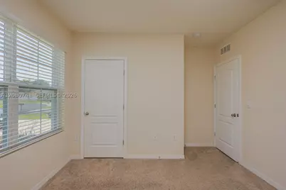 660 Cotulla, Kissimmee, FL 34758 - Photo 8