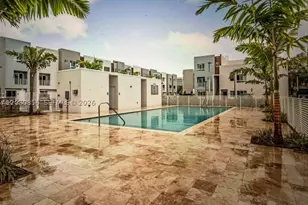 2555 NE 193, Aventura, FL 33180 - Photo 16