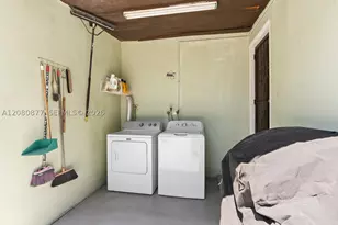 1828 SW 18th, Miami, FL 33145 - Photo 24