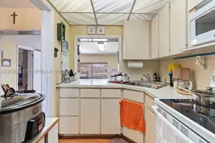 1828 SW 18th, Miami, FL 33145 - Photo 16