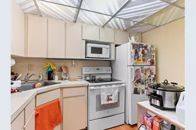 1828 SW 18th, Miami, FL 33145 - Photo 14