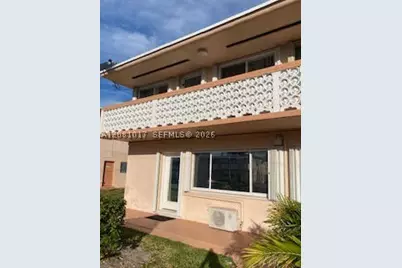 925 SW 11th #1, Hallandale, FL 33009 - Photo 2