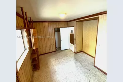 651 Jann, Opa Locka, FL 33054 - Photo 10