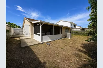 8772 SW 11th #A, Miami, FL 33174 - Photo 24