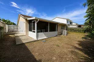 8772 SW 11th, Miami, FL 33174 - Photo 24