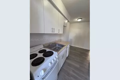 1628 SW 7th #5, Miami, FL 33135 - Photo 4