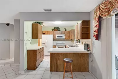 12611 SW 9th #B, Miami, FL 33184 - Photo 6