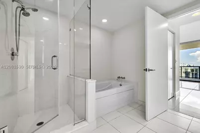 3000 Oasis Grabd #2802, Fort Myers, FL 33916 - Photo 22