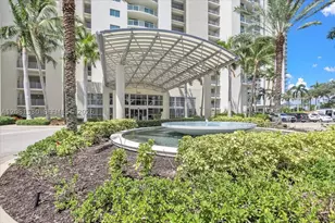 3000 Oasis Grabd, Fort Myers, FL 33916 - Photo 2