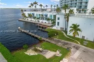 3000 Oasis Grabd, Fort Myers, FL 33916 - Photo 46