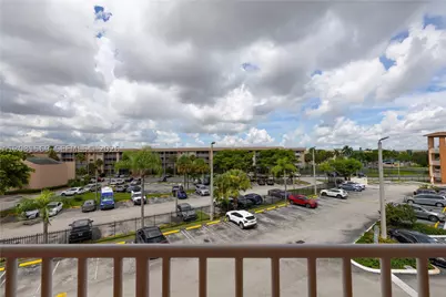 17350 NW 67th #301, Hialeah, FL 33015 - Photo 18