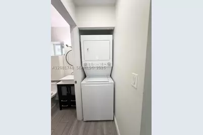 208 Meridian #6, Miami Beach, FL 33139 - Photo 12