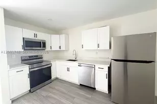 208 Meridian, Miami Beach, FL 33139 - Photo 1