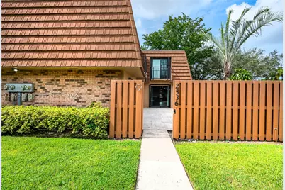 2536 Camelot #2536, Cooper City, FL 33026 - Photo 2