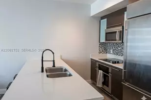 500 Brickell, Miami, FL 33131 - Photo 2