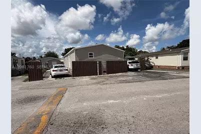 220 NE 12th, Homestead, FL 33030 - Photo 1
