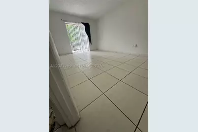 5755 W 20th #201, Hialeah, FL 33012 - Photo 8