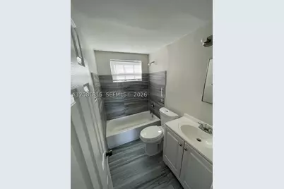 821 NW 7th #2, Hallandale Beach, FL 33009 - Photo 4