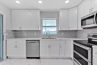 710 SE 22nd, Homestead, FL 33033 - Photo 8