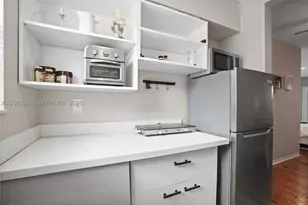 200 76th, Miami Beach, FL 33141 - Photo 10
