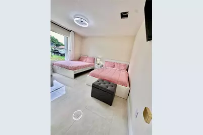 28565 SW 158th #1, Homestead, FL 33033 - Photo 12