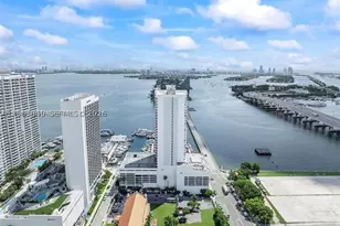 555 NE 15th, Miami, FL 33132 - Photo 16
