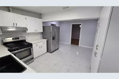 5911 SW 6th #2, Miami, FL 33144 - Photo 10