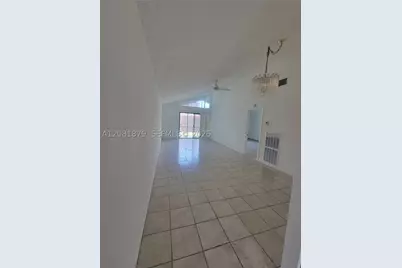 1724 NW 73rd #57, Plantation, FL 33313 - Photo 2