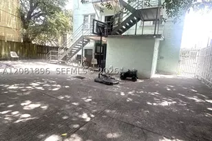 967 SW 5th, Miami, FL 33130 - Photo 8