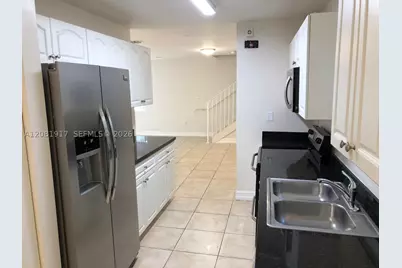 228 NW 14th, Fort Lauderdale, FL 33311 - Photo 6