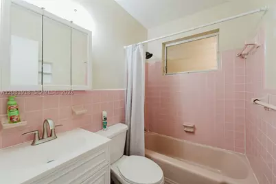 5737 Grant, Hollywood, FL 33021 - Photo 8