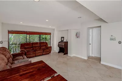 4000 N Hills #29, Hollywood, FL 33021 - Photo 2