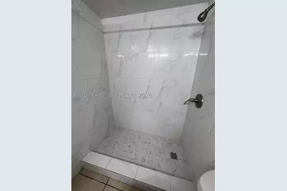 6850 W 14th #B17, Hialeah, FL 33014 - Photo 6