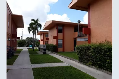 6850 W 14th #B17, Hialeah, FL 33014 - Photo 12