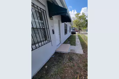 7015 NW 4th #7017, Miami, FL 33150 - Photo 2