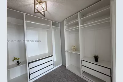 1000 Parkview #531, Hallandale Beach, FL 33009 - Photo 22